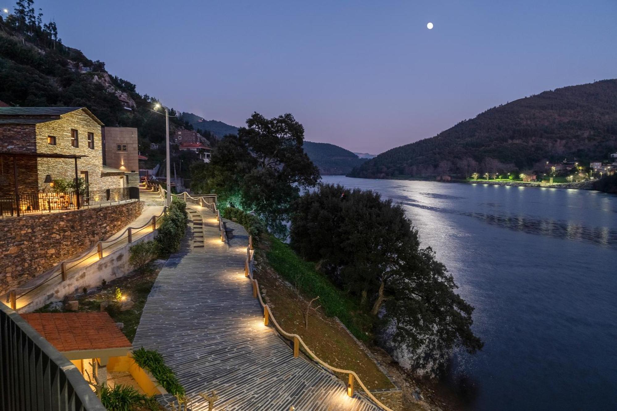 Dourwin - Riverside Suites - Adults Only Penafiel Ngoại thất bức ảnh