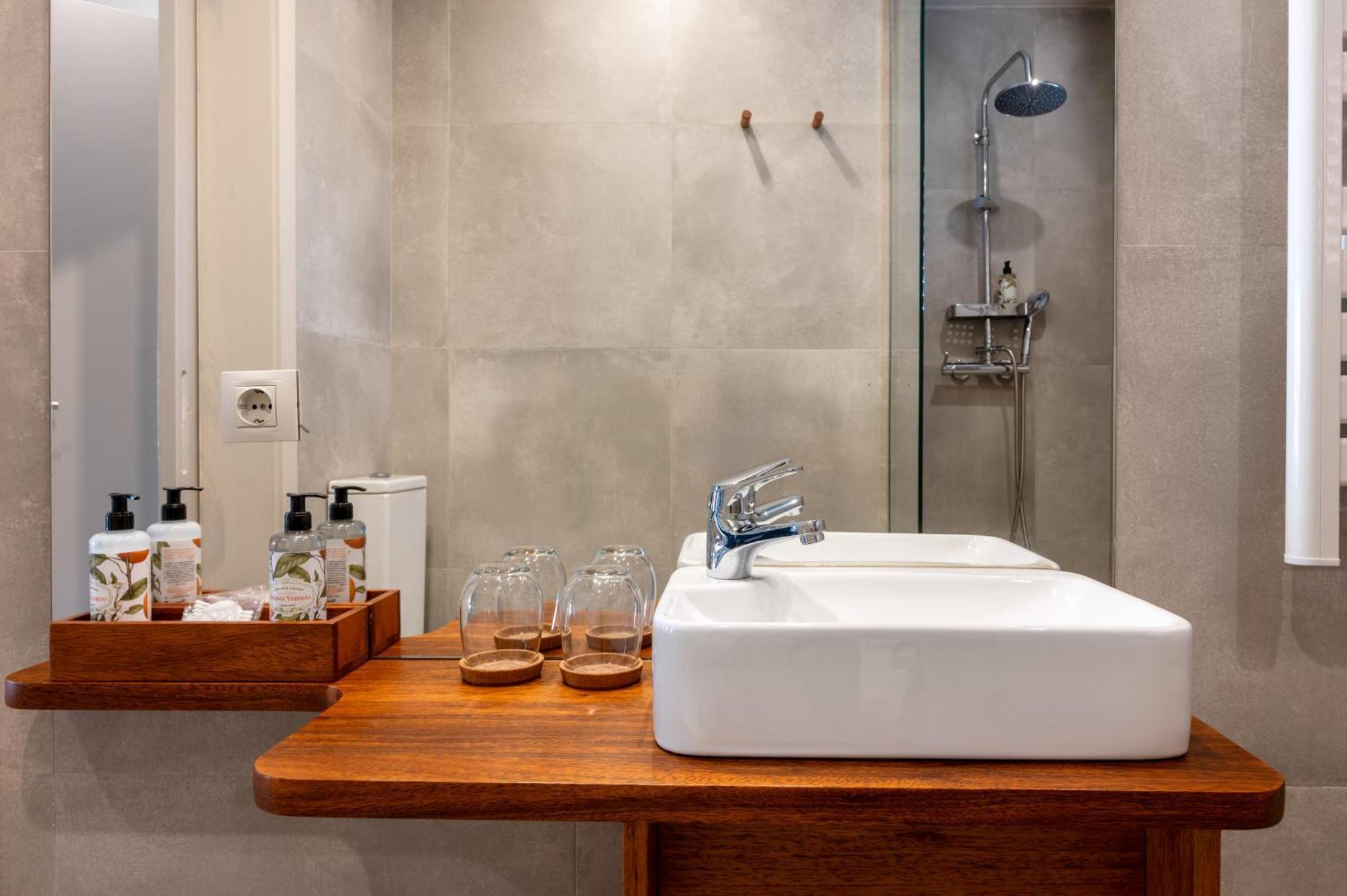 Dourwin - Riverside Suites - Adults Only Penafiel Phòng bức ảnh